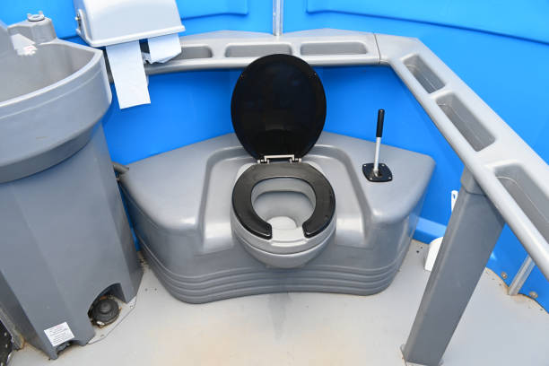 Best Portable restroom trailer rental  in Guymon, OK